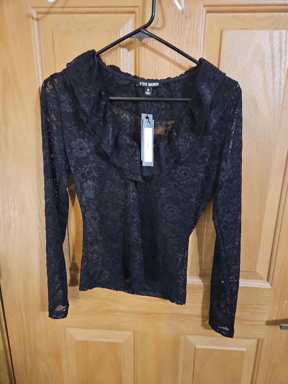 Steve Madden Black Sheer Lace Long-Sleeve Top